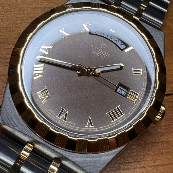 U1 PROP WATCH - Picture 5 of 8